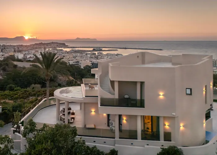 Luxenia, Walk To Town & Skyline Views By Etouri Βίλα Ρέθυμνο