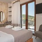 Luxenia, Walk To Town & Skyline Views By Etouri * Ретимно (Крит)